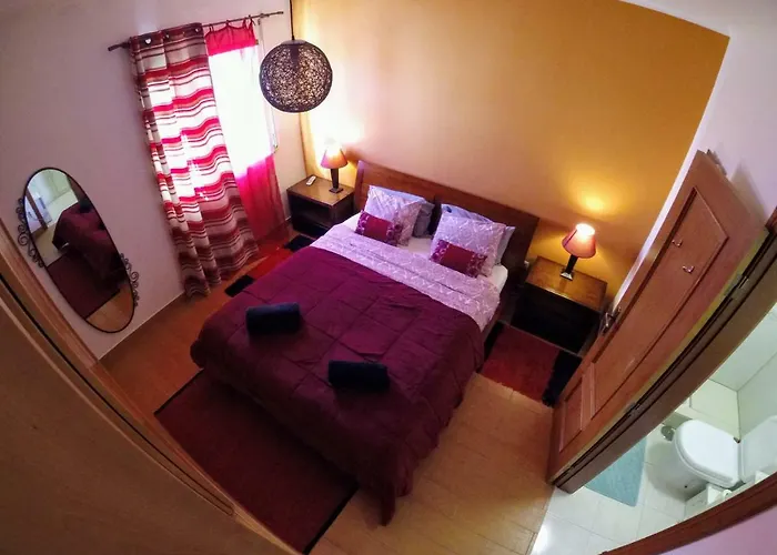 Surf 2 게스트하우스 *