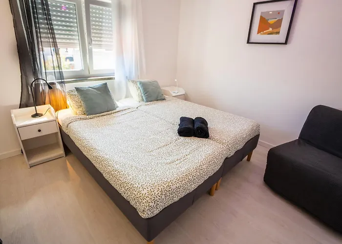 Surf 2 招待所 佩尼契