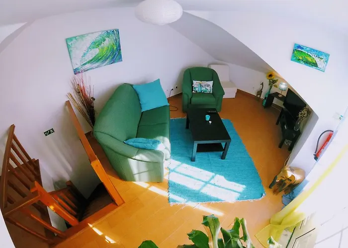 Surf 2 招待所 佩尼契